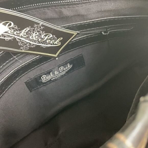 Classic Shoulder Bag purse, genuine Leather. NWT - Picture 10 of 10